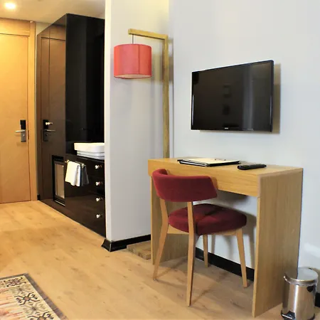 Vvr Hotel