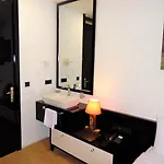 Hotel Vvr 4*