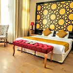 Vvr Hotel 4*