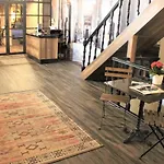 Vvr Hotel 4*